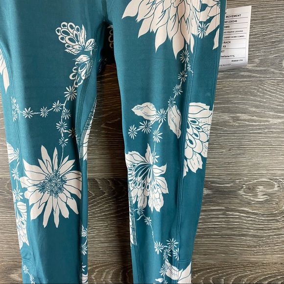 RARE Free People Power Up leggings NWT - Picture 4 of 11